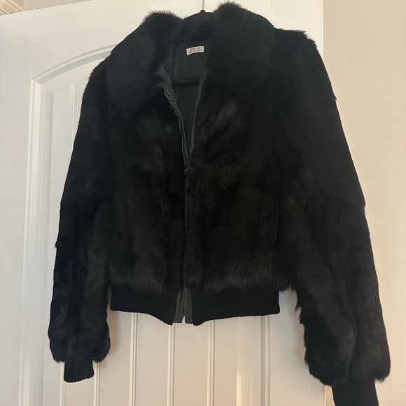 100% Rabbit Fur Coat - Picture 1 of 5